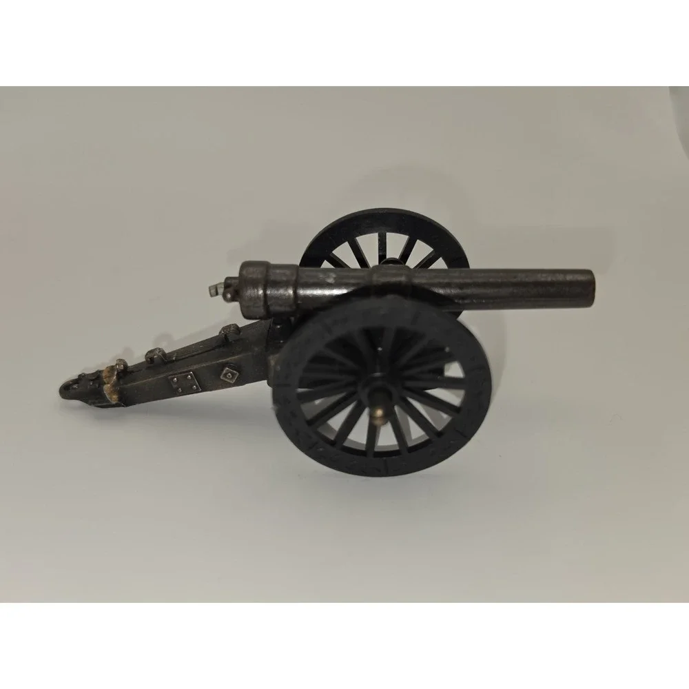 Vintage ‎ Civil War Cannon Miniature Cast Iron plastic wheels / pencil sharpener